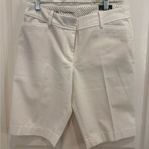 Talbots NWT Perfect Short 6p